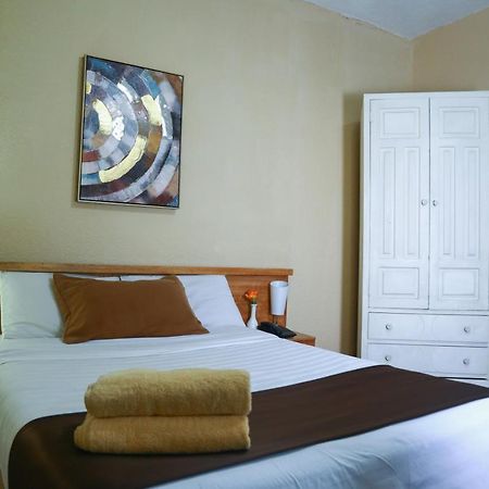 Hostal Loro Verde 基多 外观 照片