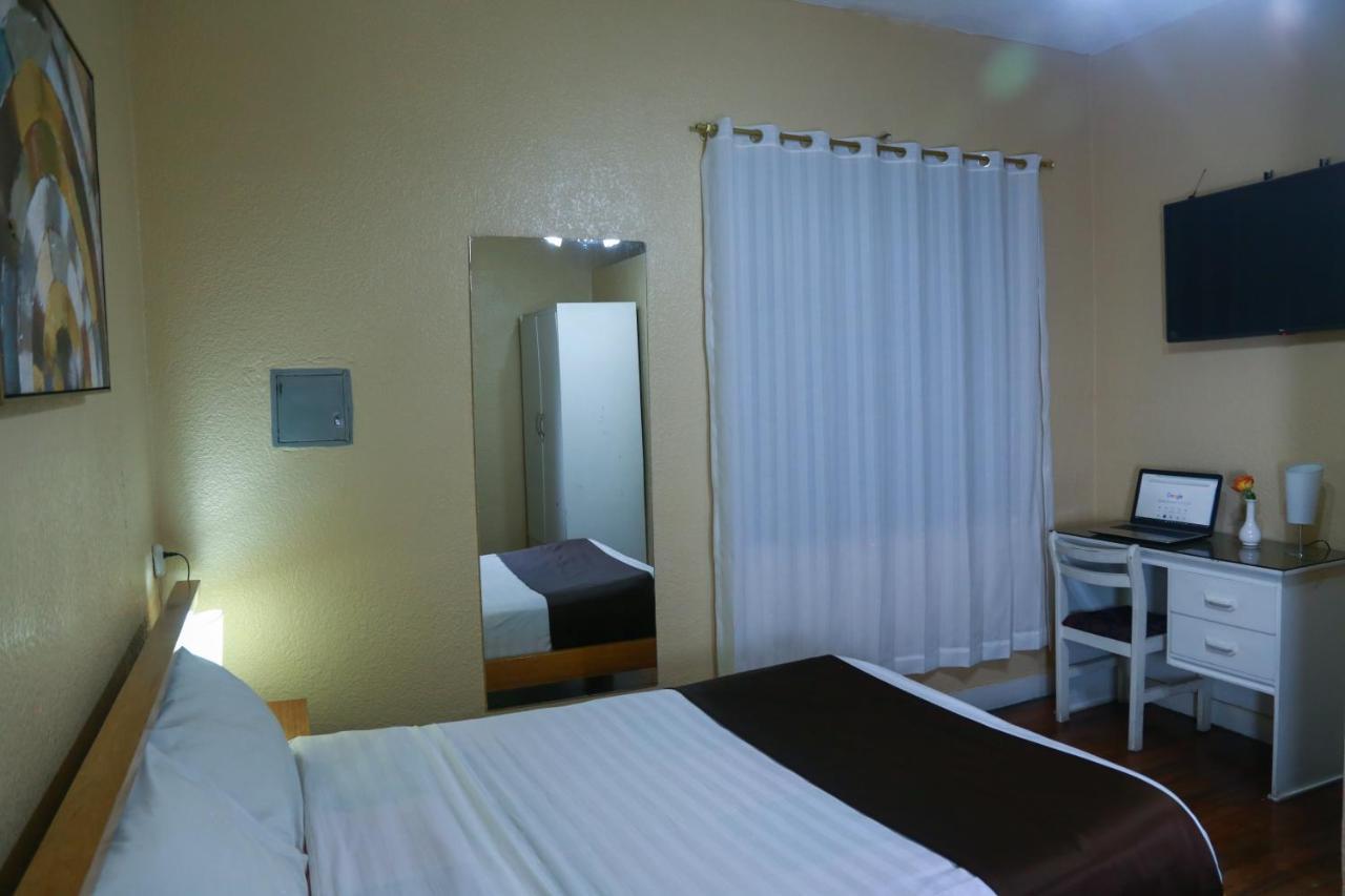 Hostal Loro Verde 基多 外观 照片